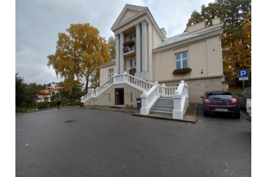 Renowacja schodów zewnętrznych USC Krosno